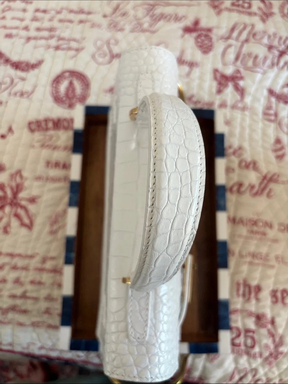 NWOT Teddy Blake AVA 11 White Croc-Embossed Leather Satchel with Gold Hardware